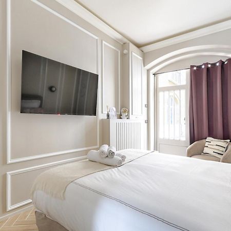 Luxury And Design Studio Invalides Paris Luaran gambar